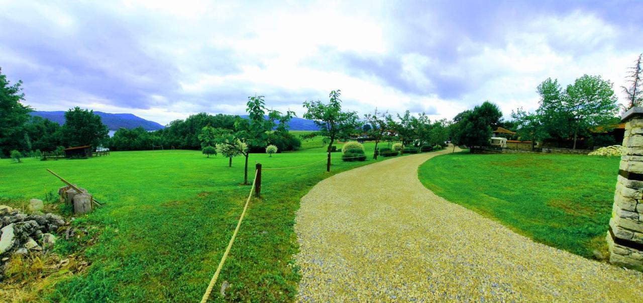 Hotel Complex Pristan In The Mountain Shilkovtsi Exterior foto